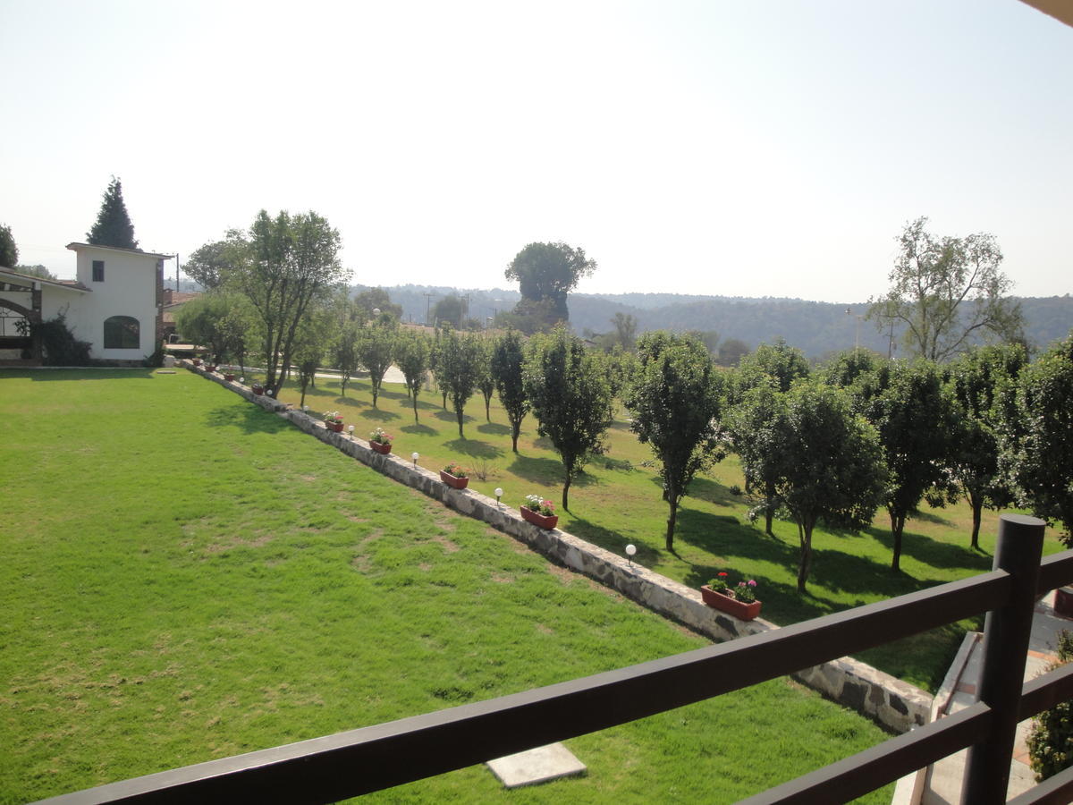 Hotel Los Sauces Villa Del Carbon Quarto foto